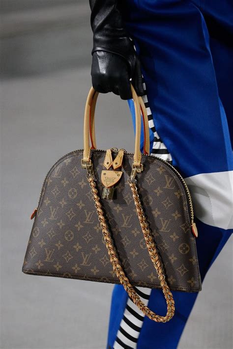 Louis Vuitton Presents its Cruise 2020 Bags in an 